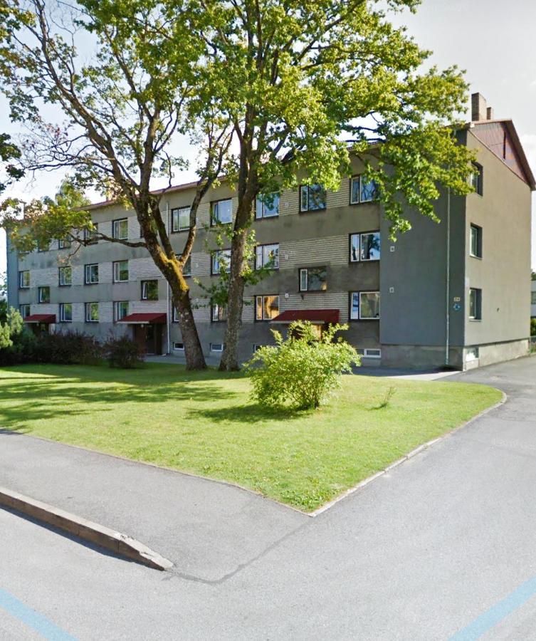 Suur-sepa Near Centre And Apartment